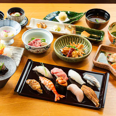 旬の味覚をお愉しみいただけるおまかせコース