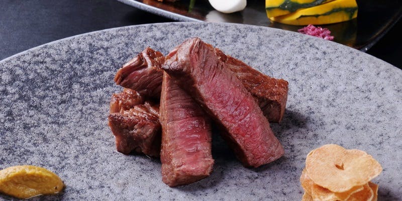【海鮮鉄板焼×国産牛サーロイン】鉄板料理を堪能できるランチスタンダードコース