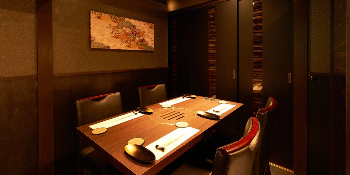 六本木やましろ ロッポンギヤマシロ 六本木 寿司 一休 Comレストラン