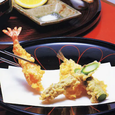 毎日仕入れるその日の最高の素材・旬の素材