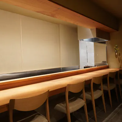 落ち着いた雰囲気の店内