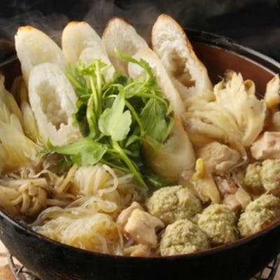 【名物】比内地鶏の旨みが凝縮されたきりたんぽ鍋