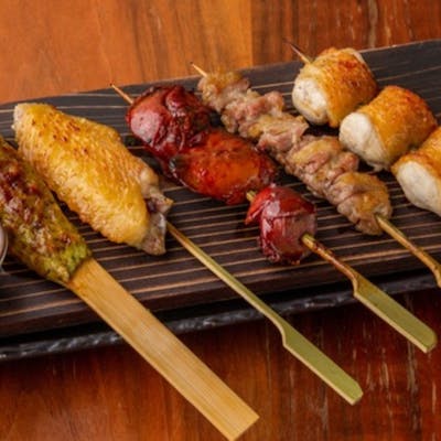 希少 売り切れ御免のレバー串をはじめとした比内地鶏串