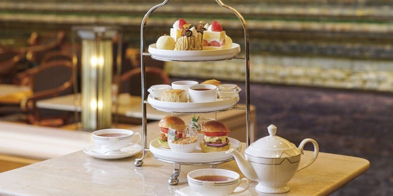 季節のアフタヌーンティー”THE RENDEZ VOUS（ザ・ランデヴー）” （2時間制）