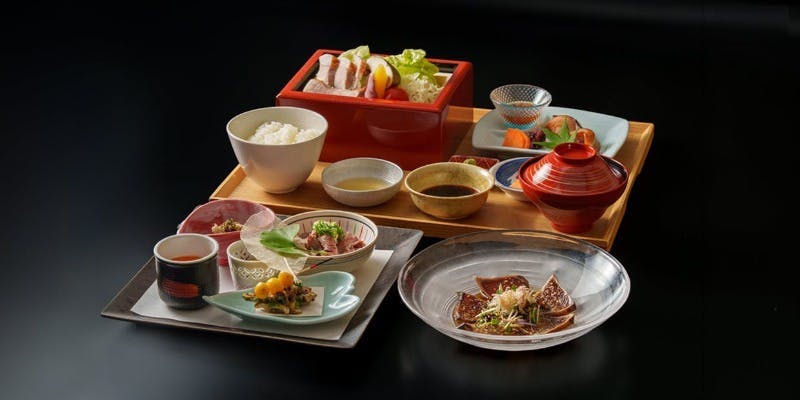 ���{�����uJapanese Cuisine ���u�v�^�Z�����A���^���[���}�z�e��