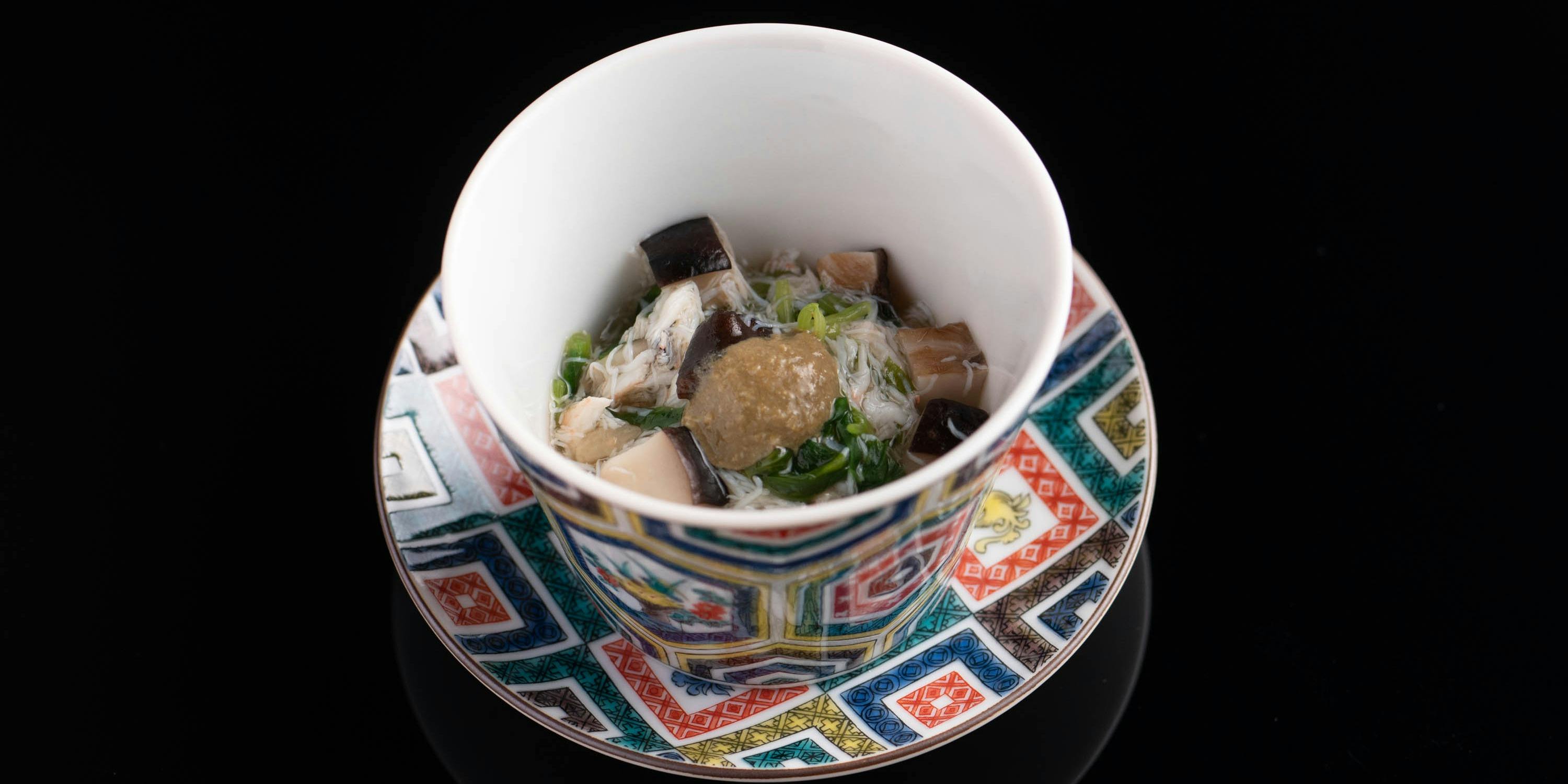 鮨 囃子（HAYASHI）