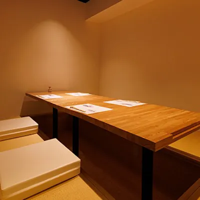 静かな完全個室を完備!