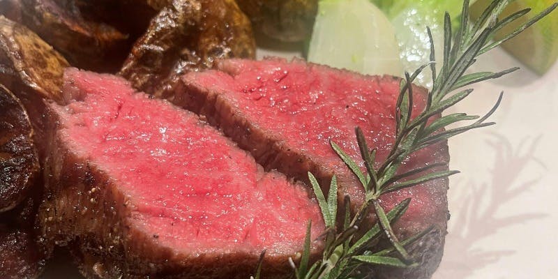 5大和牛がメインの飛騨牛コース＋乾杯スパークリングワイン付