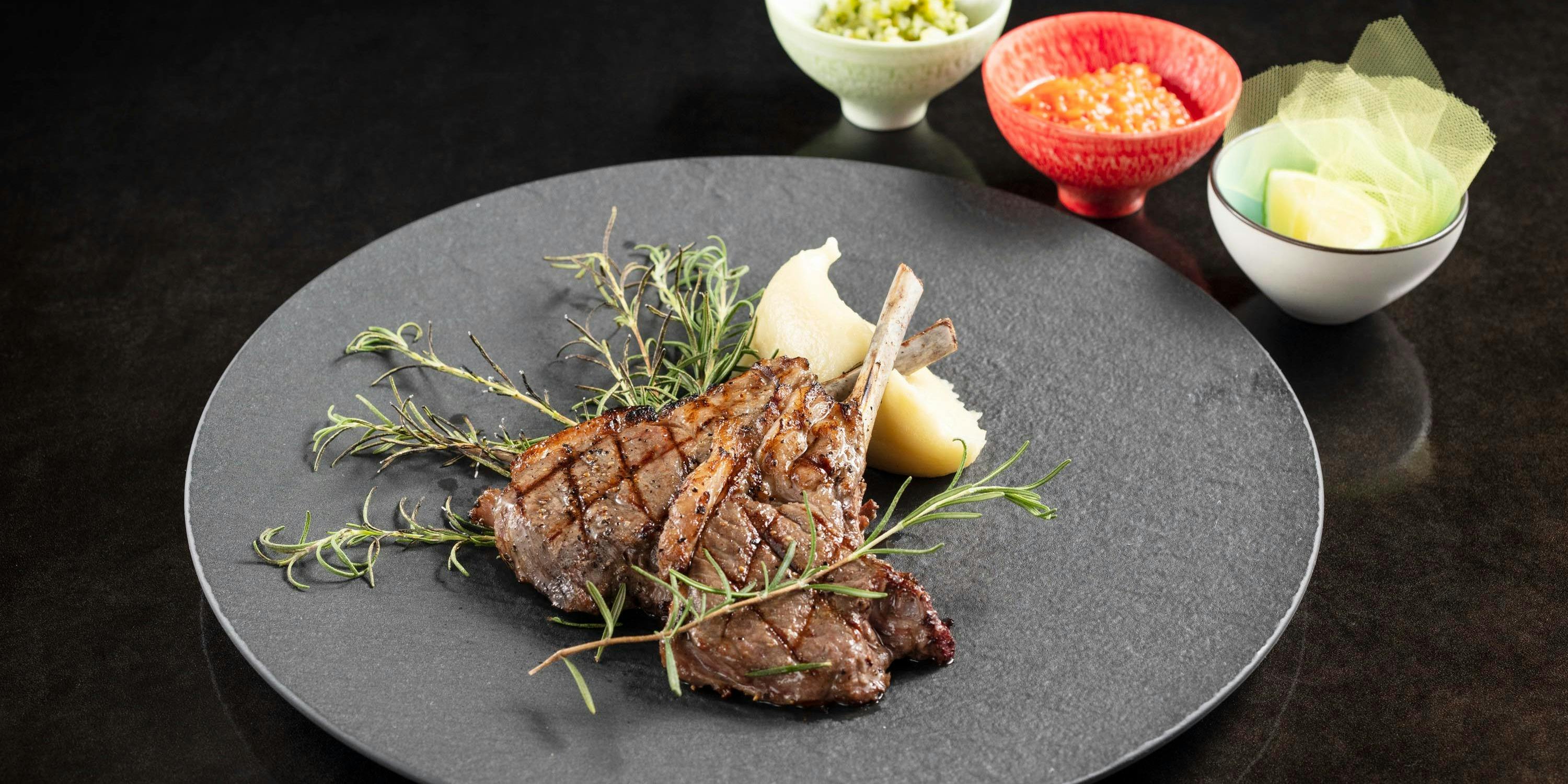 TRATTORIA 庭 BY FARM AKIRA