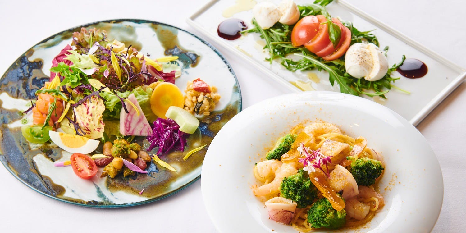 R1 TOKYO Bar&Restaurant