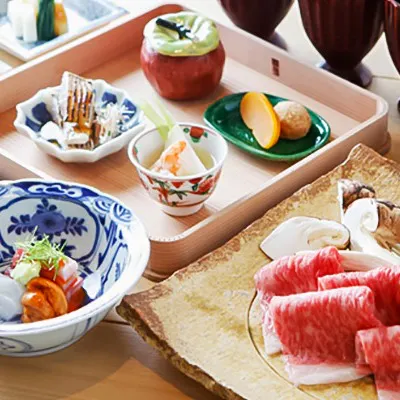 四季折々の京料理から成る“鍋懐石”