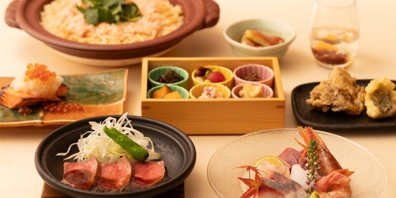 季節のコース【藝】黒毛和牛の炙りや土釜で炊いたずわいガニといくらのご飯等　8品＋【2時間飲み放題付き】