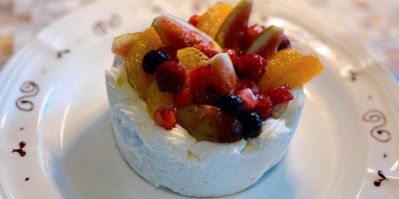 期間限定コース【アニバーサリーホールケーキ】＋乾杯スパークリングワイン