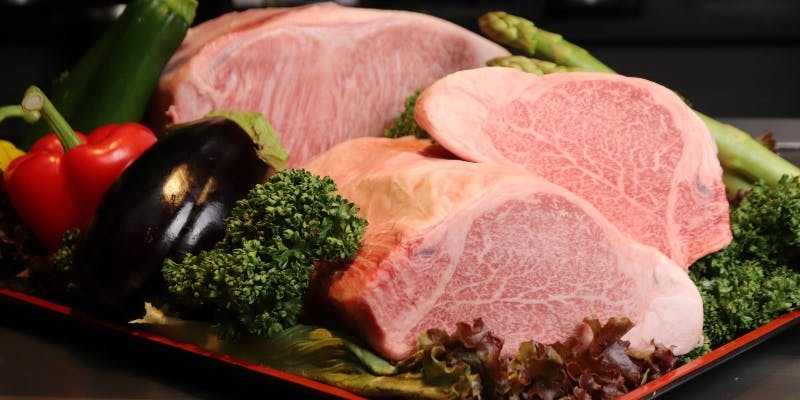 【神戸ビーフランチコース】世界の神戸ビーフステーキをご堪能！デザート付 全6品（部位：サーロイン100g）