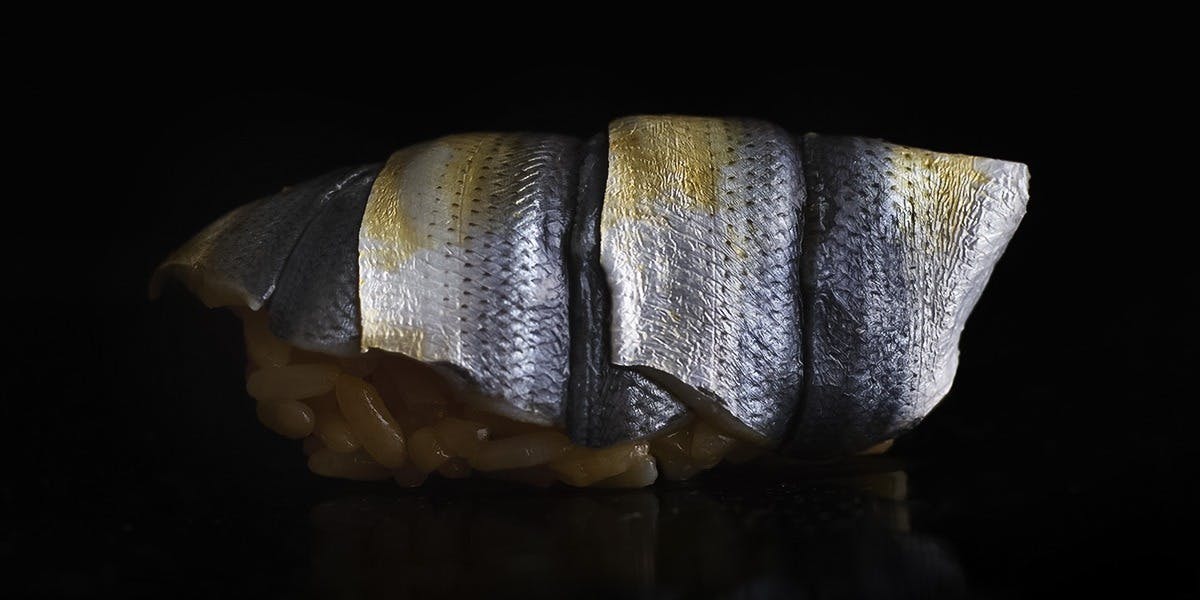 鮨 三心（スシ サンシン）