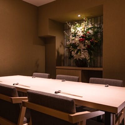 洗練された和モダン空間は個室も完備。普段使い~ビジネスにもどうぞ~