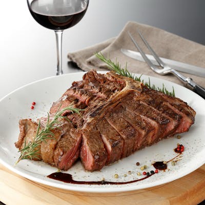 キャリア60年のバーテンダーが作り出すカクテル