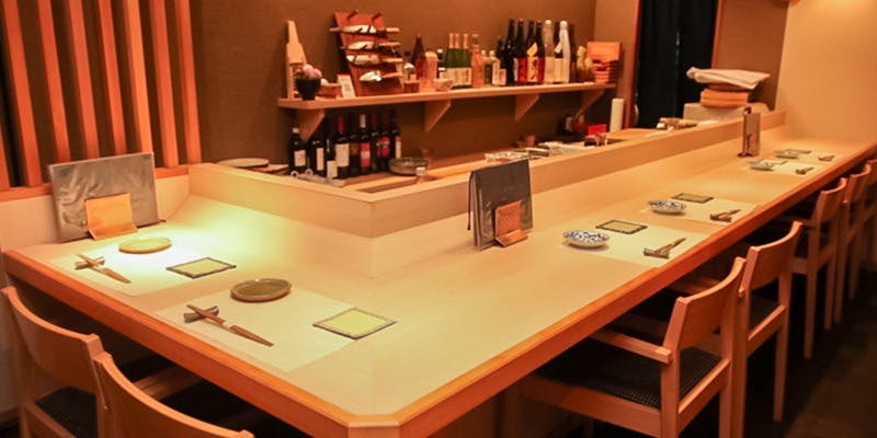 魚菜鶏 大神 ウオサイドリ オオガミ 三宮 神戸市営 創作和食料理 一休 Comレストラン