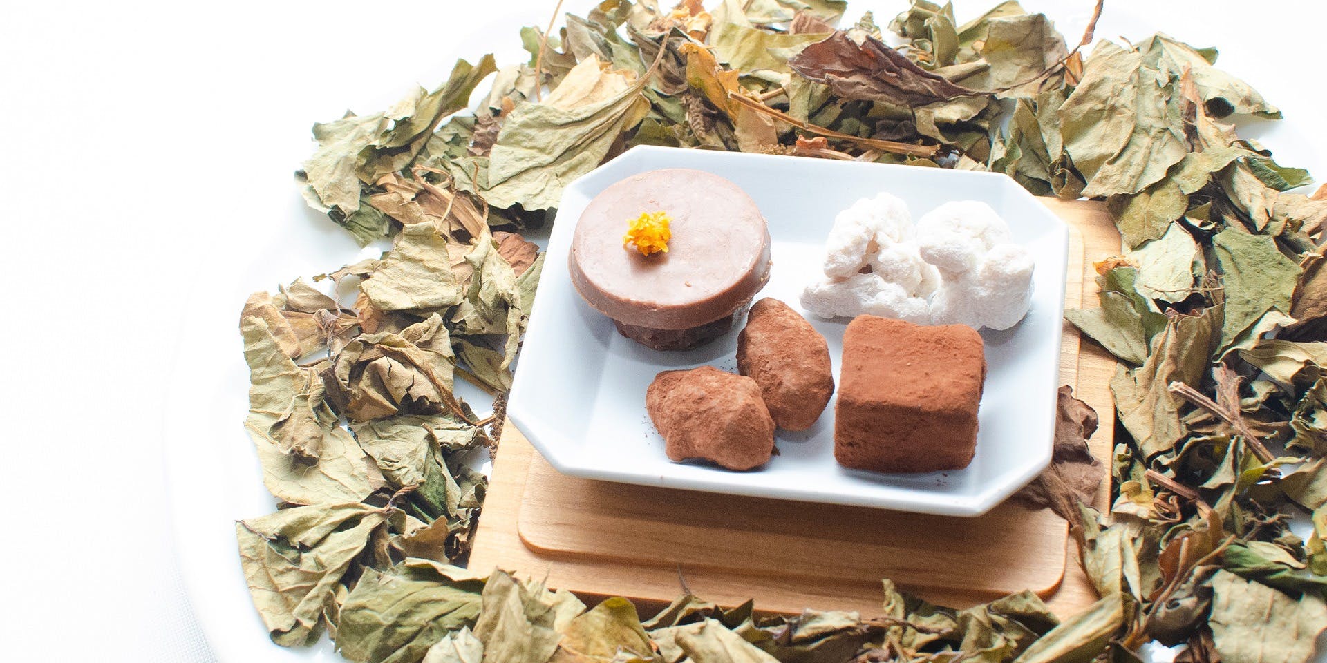 IZURUN（イスルン）