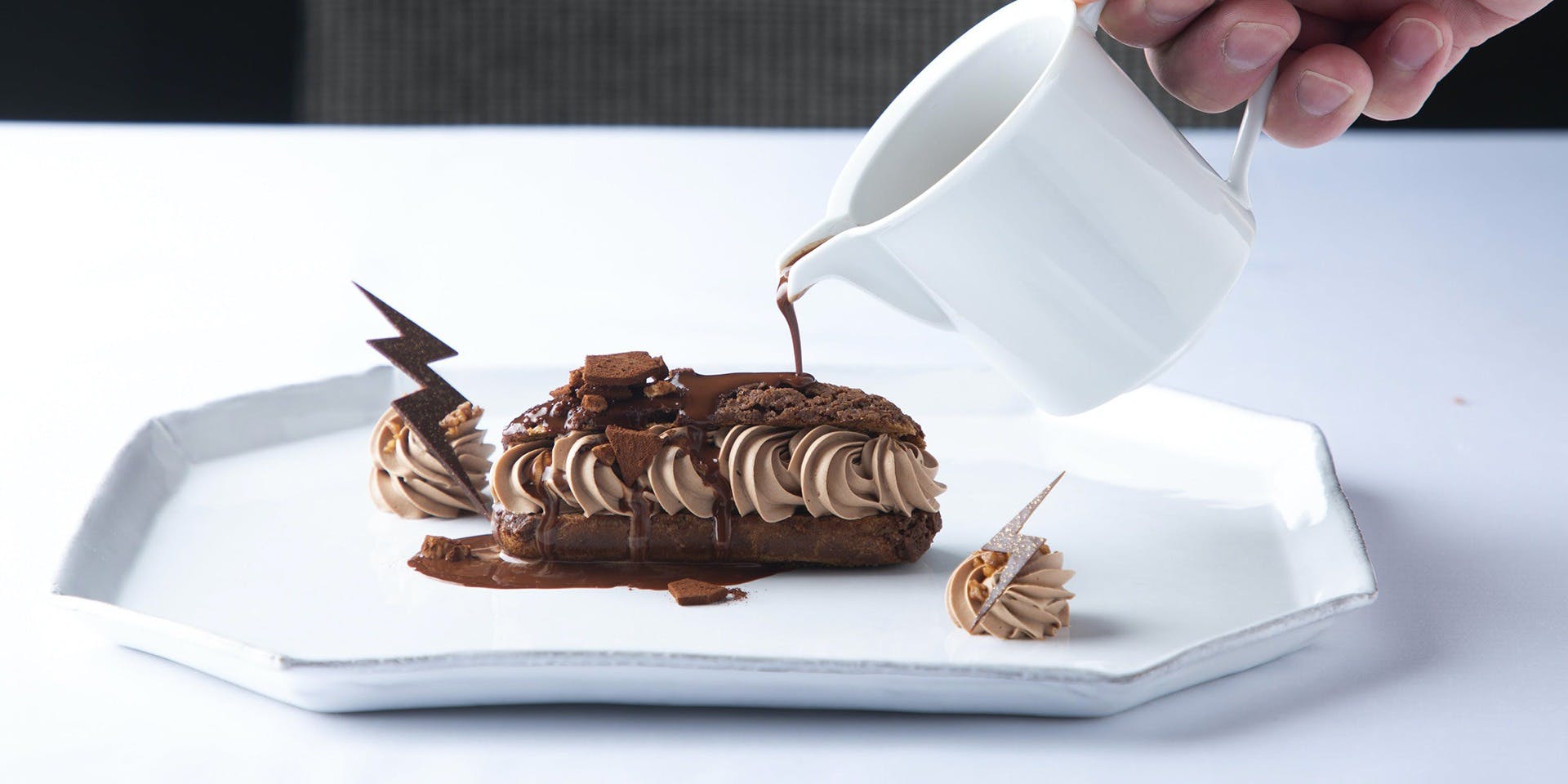 IZURUN（イスルン）