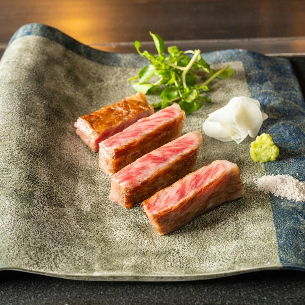 メインのステーキを「松坂牛のサーロイン 80g」に変更