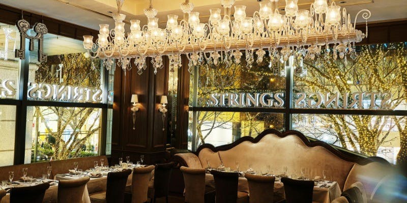 【個室確約】忘新年会にもおすすめフリーフローと楽しむスタンダードコース＋3時間飲み放題（10～32名）