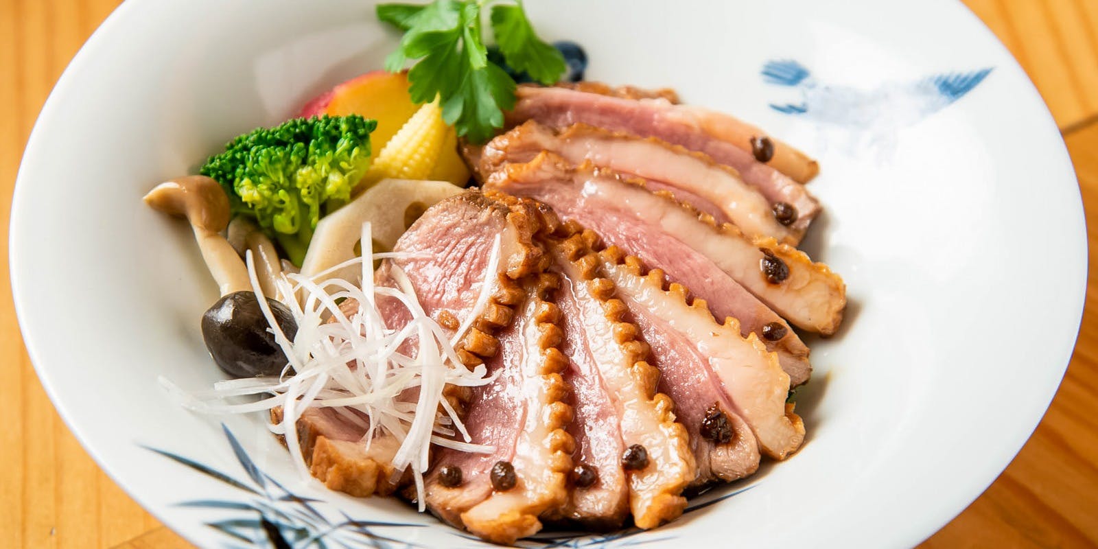 焼き鳥とワイン 萬鳥 薬院店 - 画像5