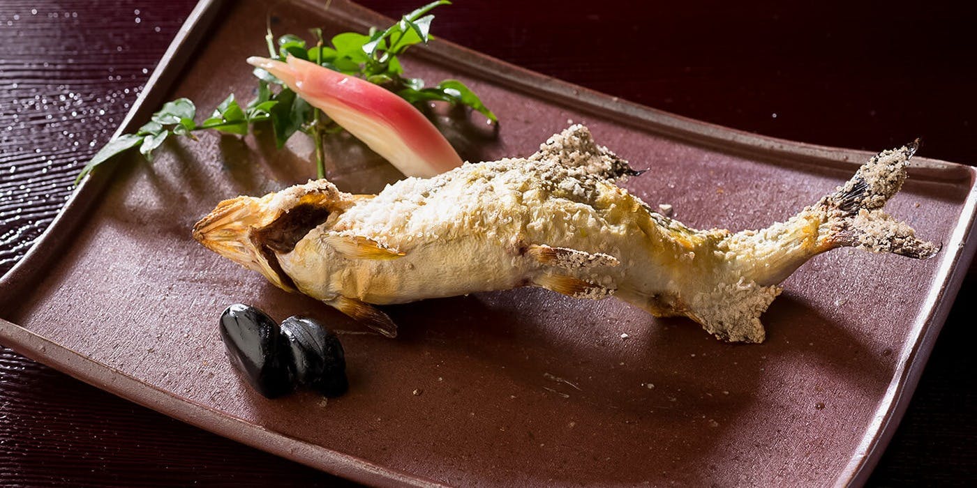 鮨 割烹 駒（すし・かっぽう・こま）