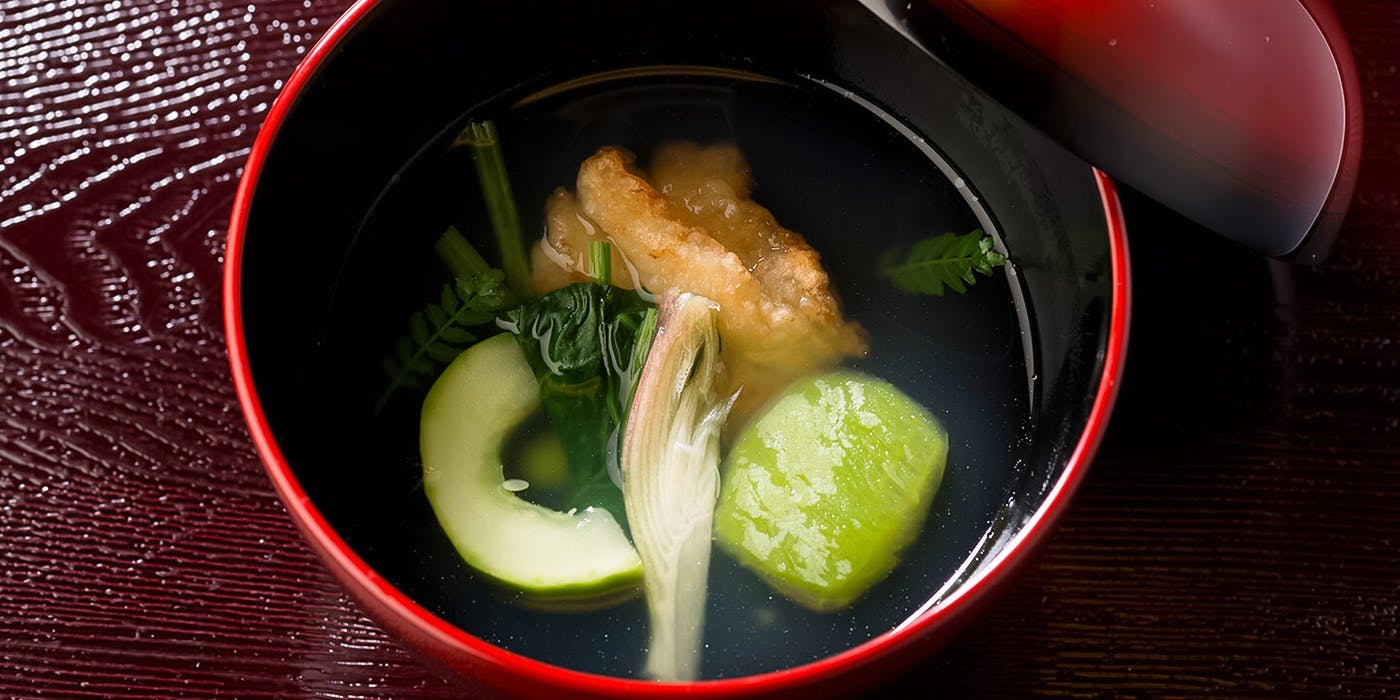 鮨 割烹 駒（すし・かっぽう・こま）