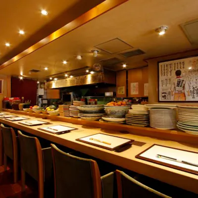 落ち着いた雰囲気の店内
