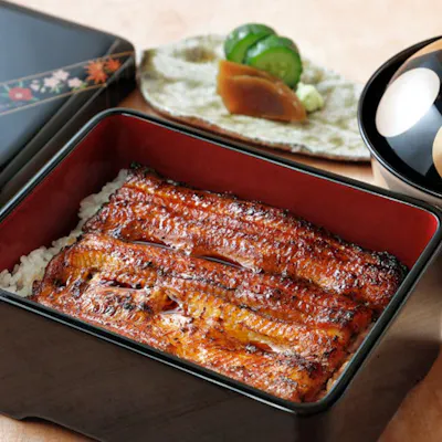 ここでしか味わえない「うなぎ二段重」