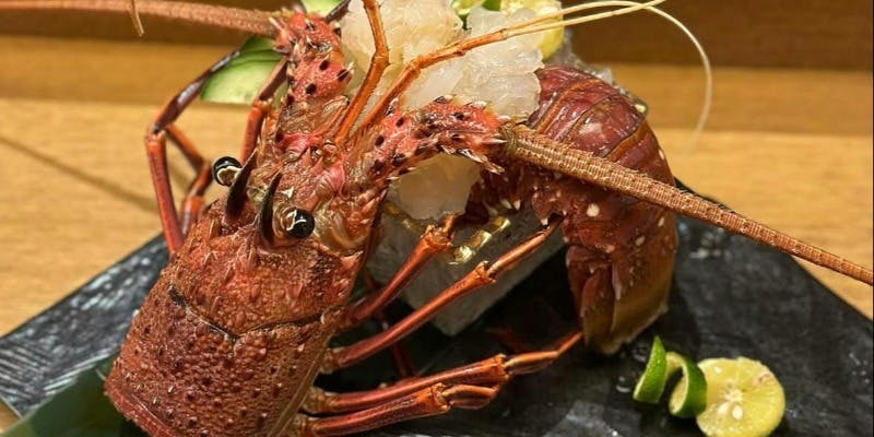 【伊勢海老とアワビの特選おまかせコース】