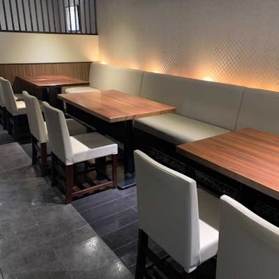 落ち着いた雰囲気の寛ぎの空間