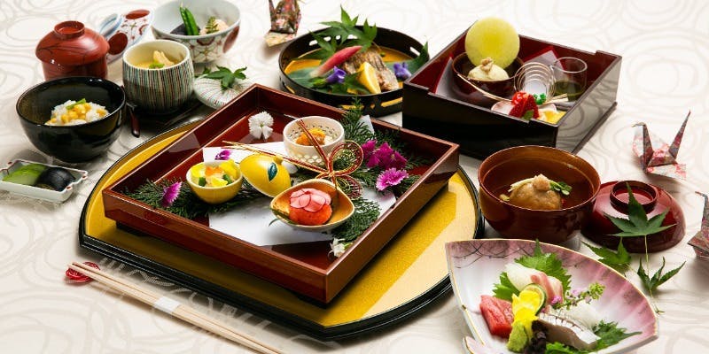 【日本料理コース】前菜・造里・茶碗蒸し・焚合・焼物・温物・留椀・御飯・香物・水物