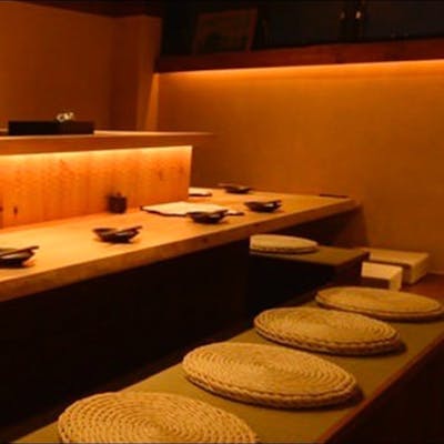 落ち着いた雰囲気の店内