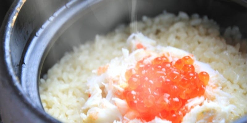 【至高コース】刺身4種、湘南みやじ豚、ズワイガニとイクラの土鍋ご飯など全9品（4～8名様）