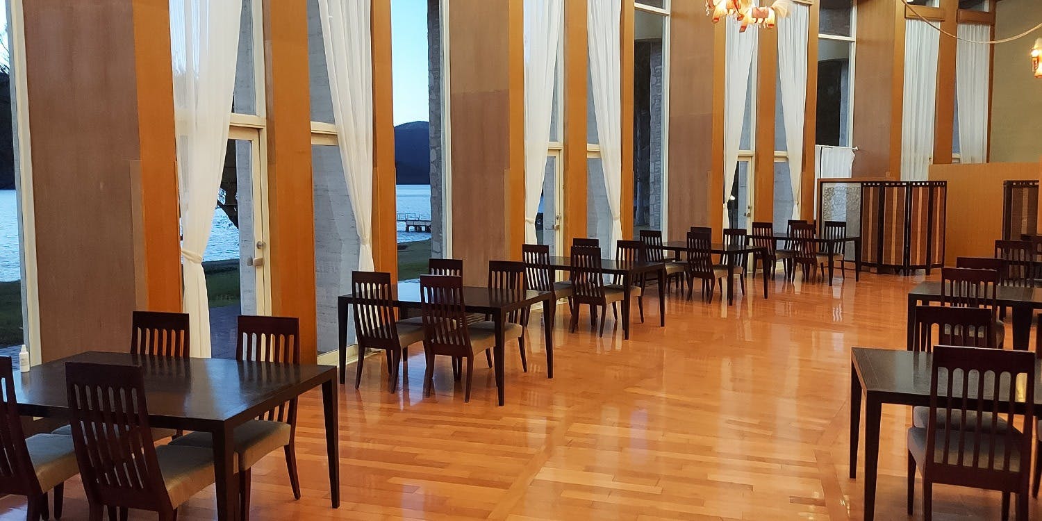 なだ万 雅殿（ナダマンガーデン）