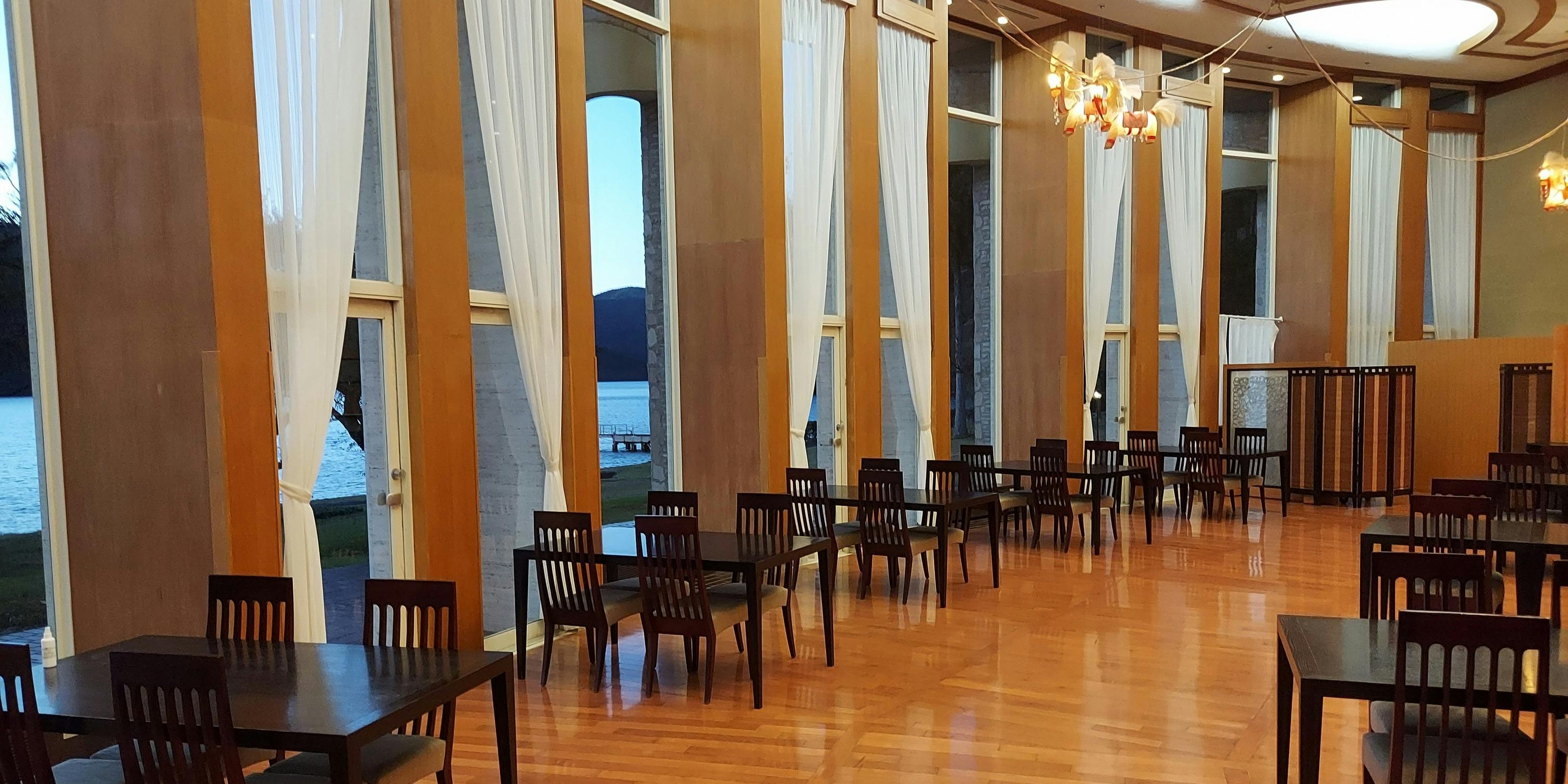 なだ万 雅殿（ナダマンガーデン）