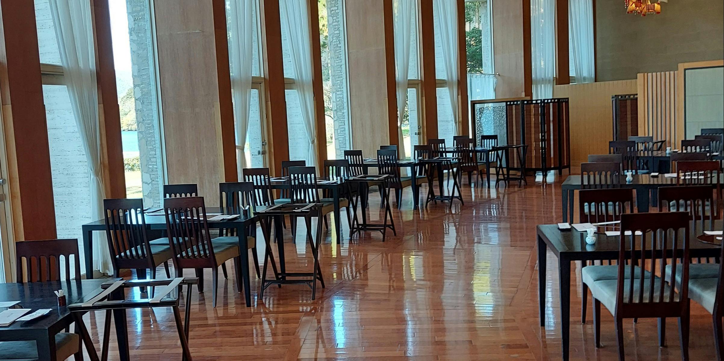 なだ万 雅殿（ナダマンガーデン）