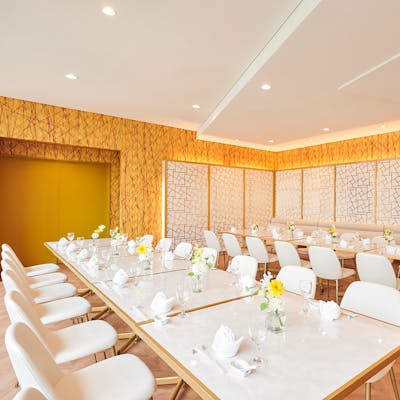 落ち着いた雰囲気の店内