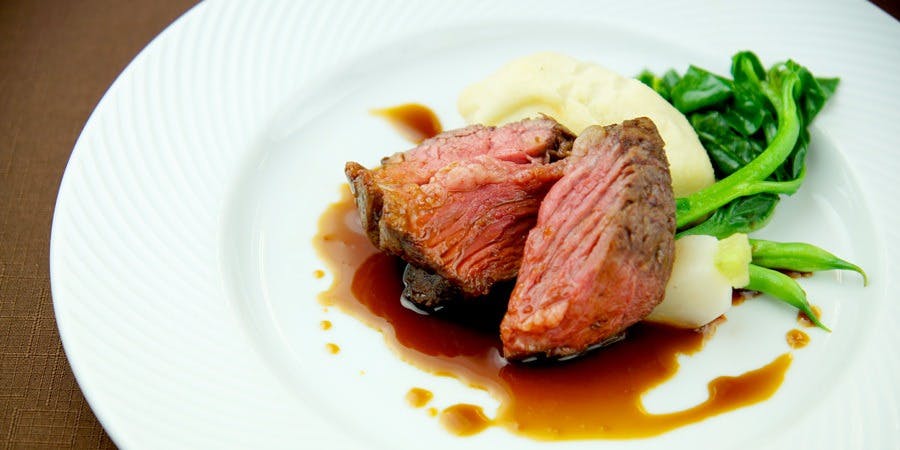 ルセット シェ イイナ（Le Sept chez IINA）