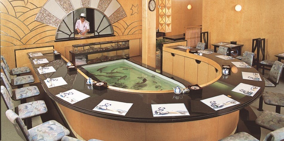 割烹 かじ 本店