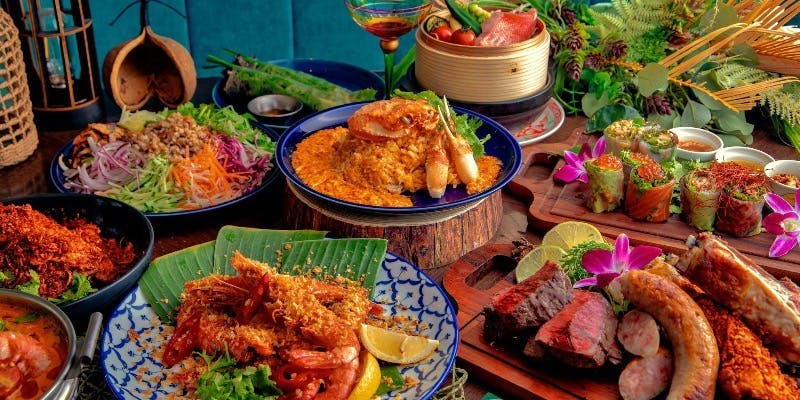 【宴会コース】前菜6種や手包パオ、タイ風ローストチキンなど＋2時間飲み放題（忘新年会特別割）