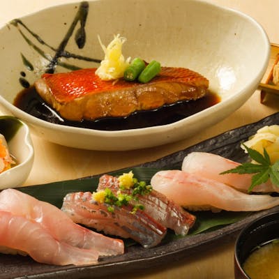 柔軟・多彩なコース料理