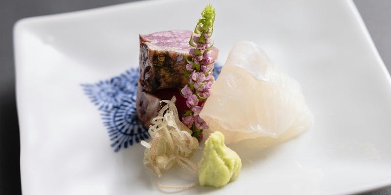 旬の素材を炭火で炙る【炭火会席】