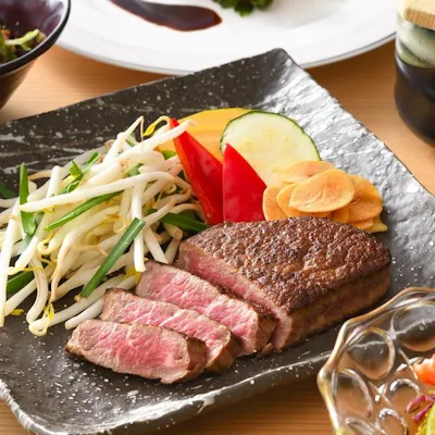 ランチ利用も!お昼からお肉を堪能