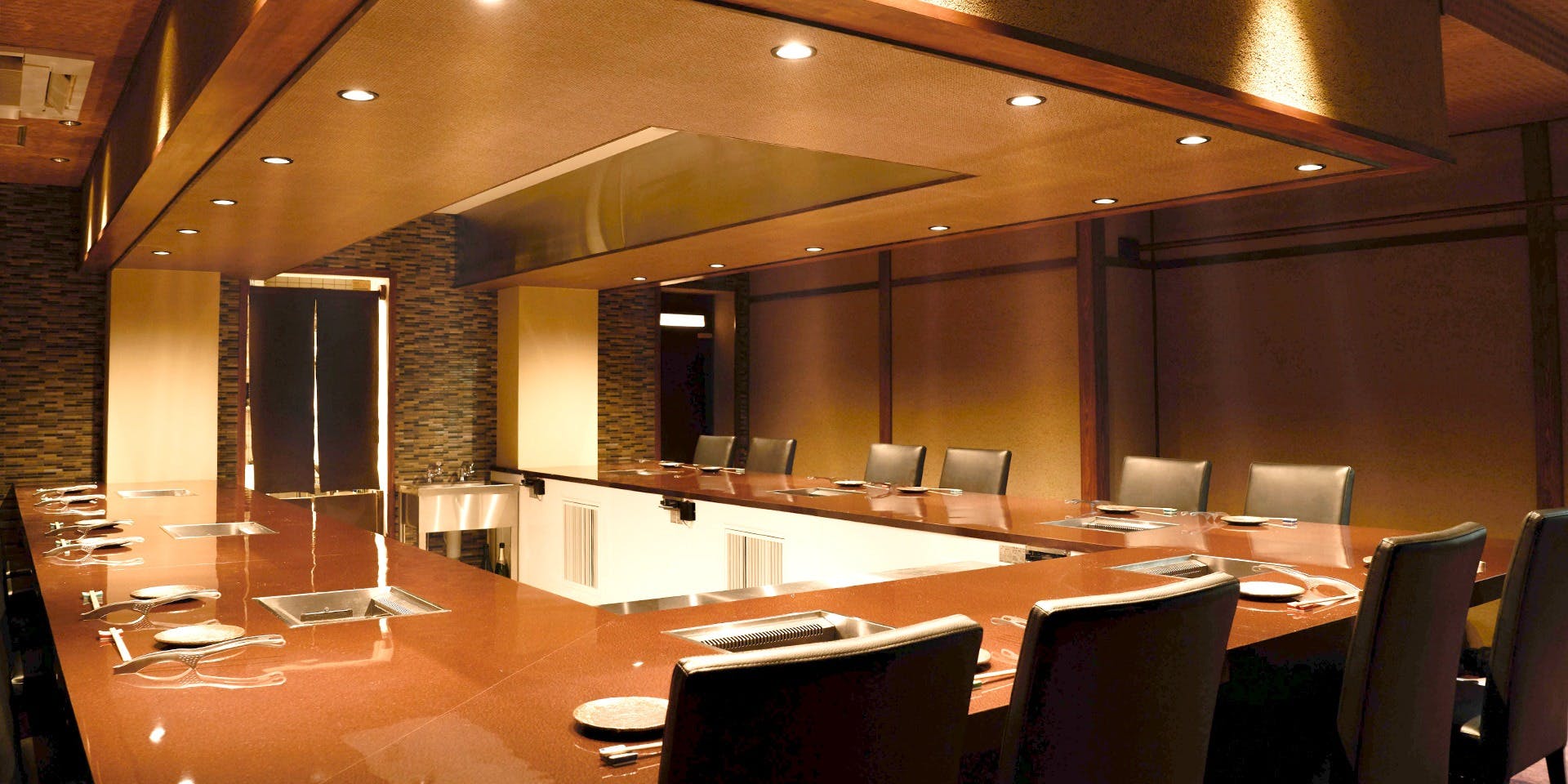 肉 听 三条木屋町店