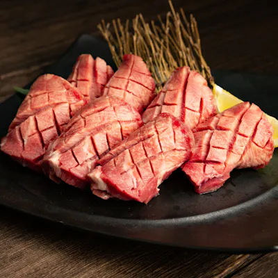 五感で楽しむ大人の牛割烹