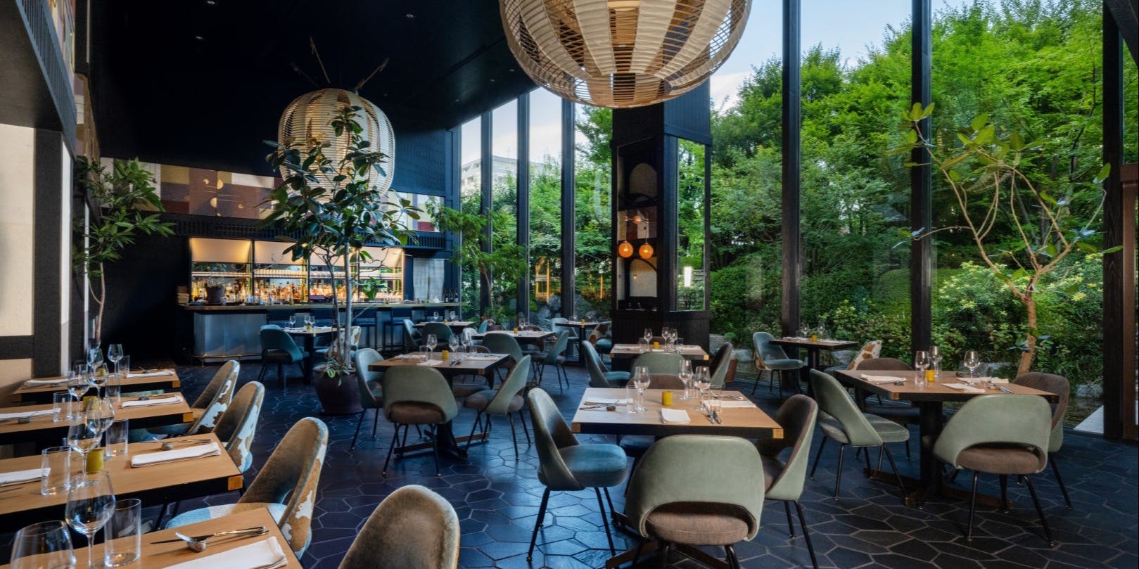 KOSA／エースホテル京都レストラン 柚木沙弥郎と旅するアフタヌーン