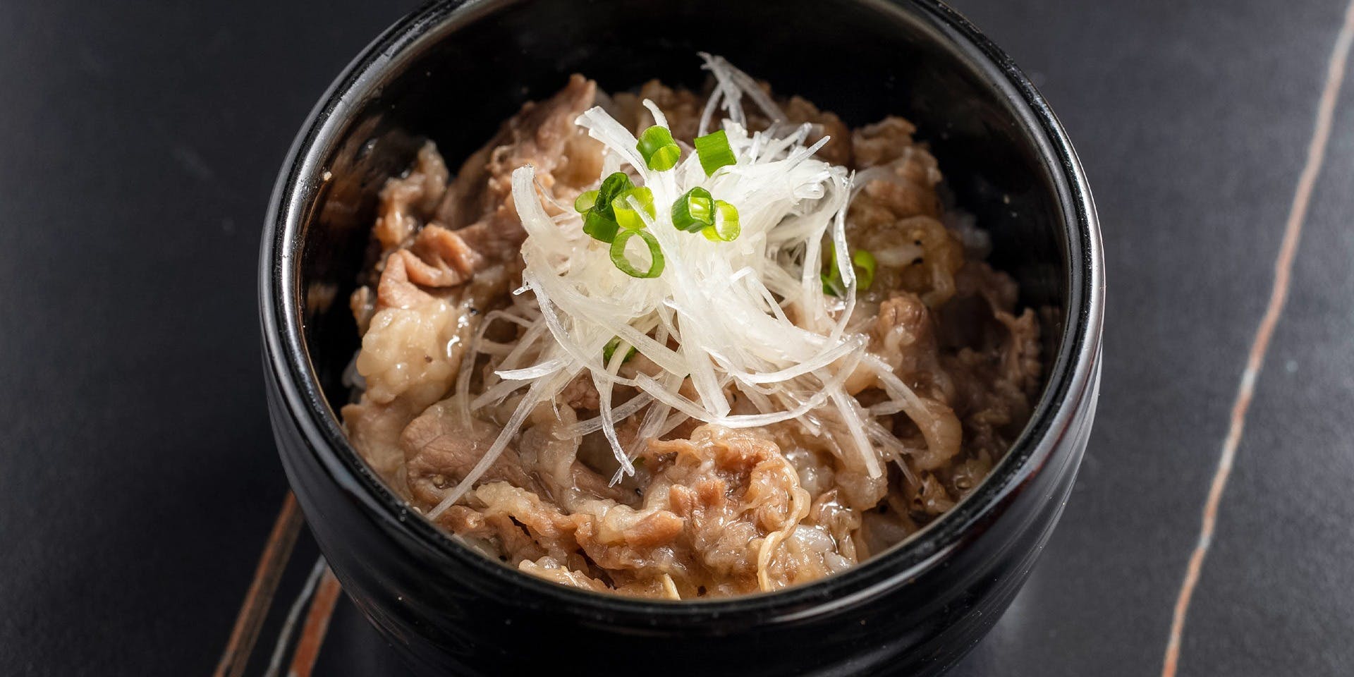 黒毛和牛焼肉 牛たつ（ウシタツ）